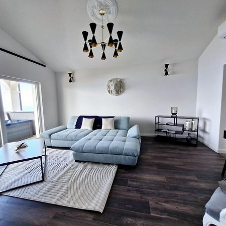 Sea View Luxury Apart Hotel Villa Conte With Swiming Pool And Romantic Spa Podstrana Dış mekan fotoğraf