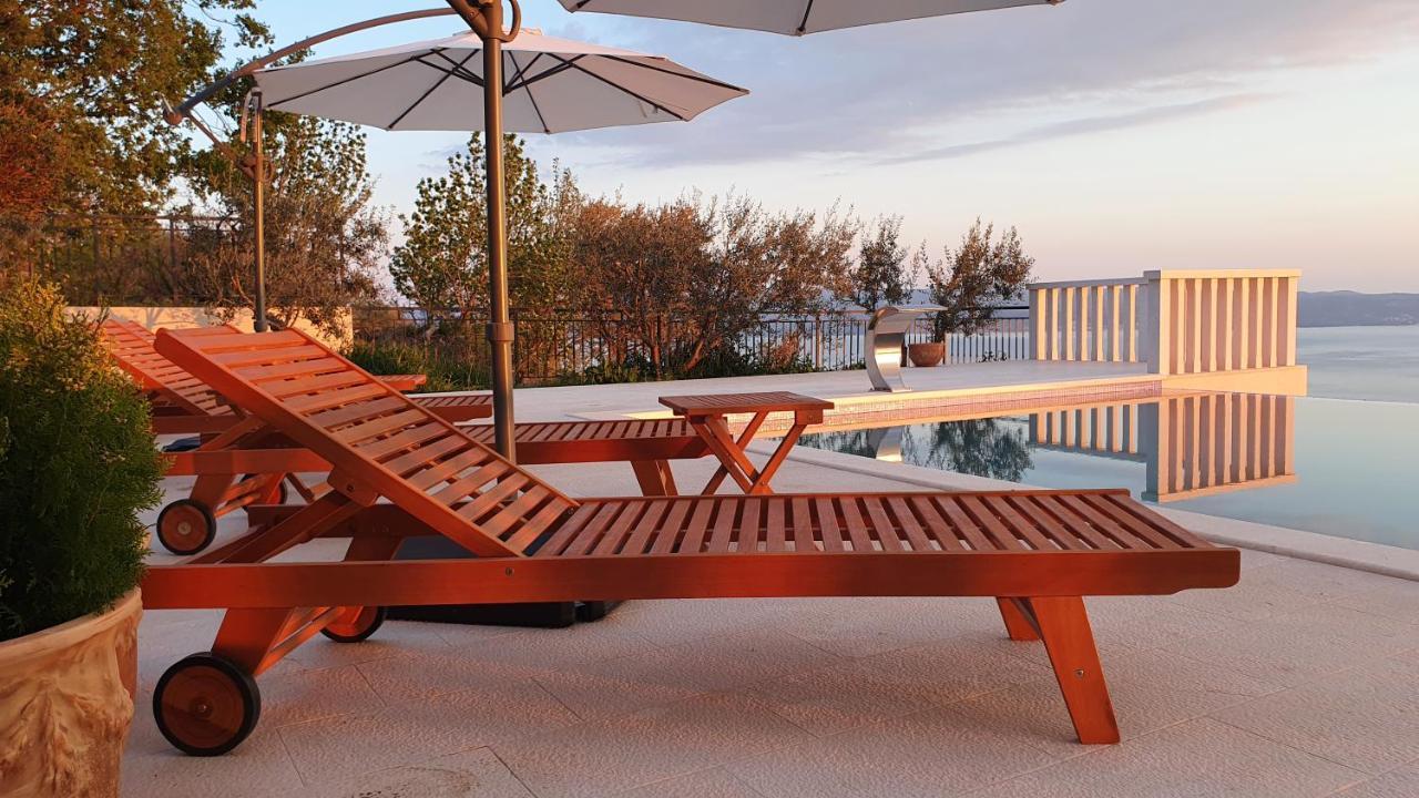 Sea View Luxury Apart Hotel Villa Conte With Swiming Pool And Romantic Spa Podstrana Dış mekan fotoğraf