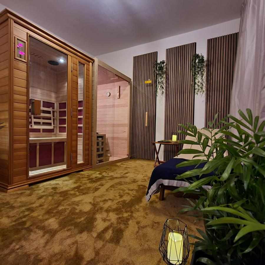 Sea View Luxury Apart Hotel Villa Conte With Swiming Pool And Romantic Spa Podstrana Dış mekan fotoğraf
