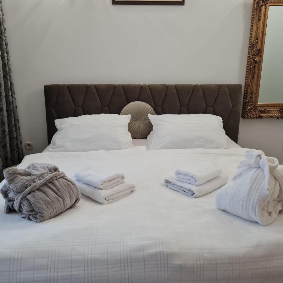 Sea View Luxury Apart Hotel Villa Conte With Swiming Pool And Romantic Spa Podstrana Dış mekan fotoğraf