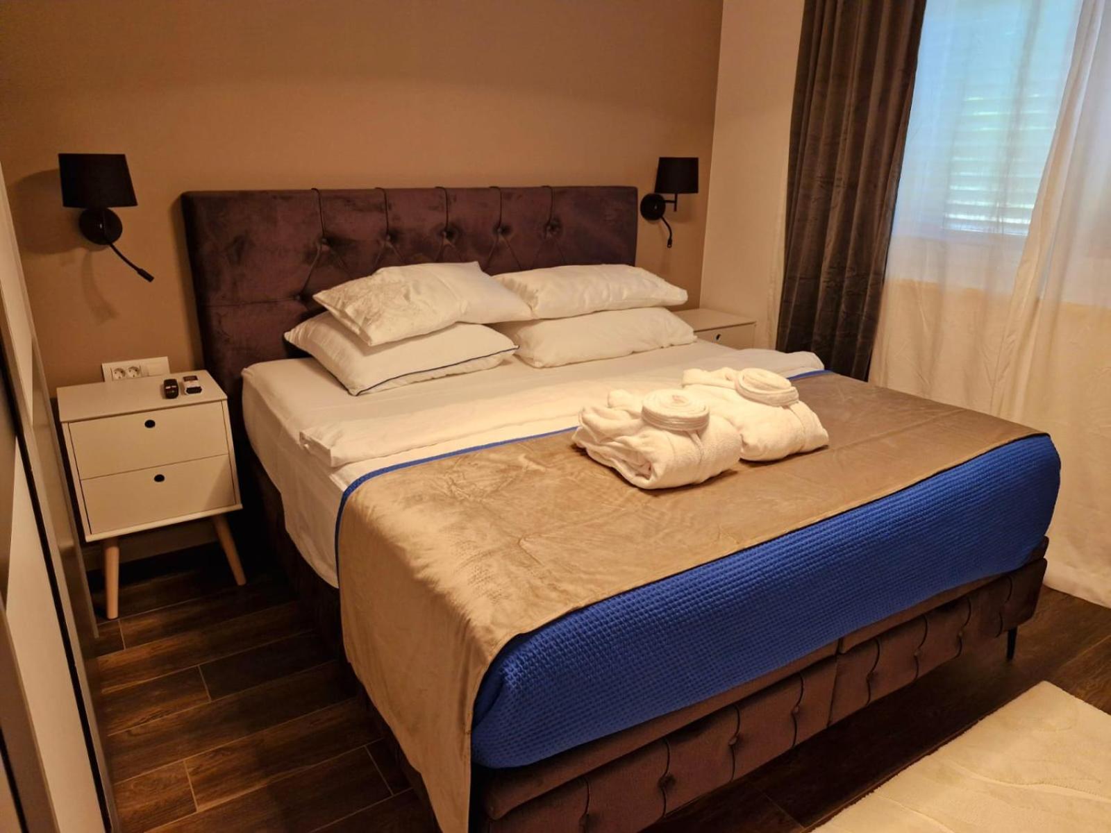 Sea View Luxury Apart Hotel Villa Conte With Swiming Pool And Romantic Spa Podstrana Dış mekan fotoğraf