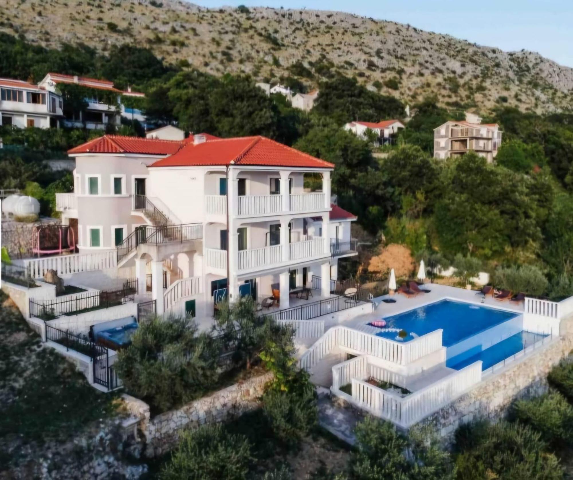 Sea View Luxury Apart Hotel Villa Conte With Swiming Pool And Romantic Spa Podstrana Dış mekan fotoğraf